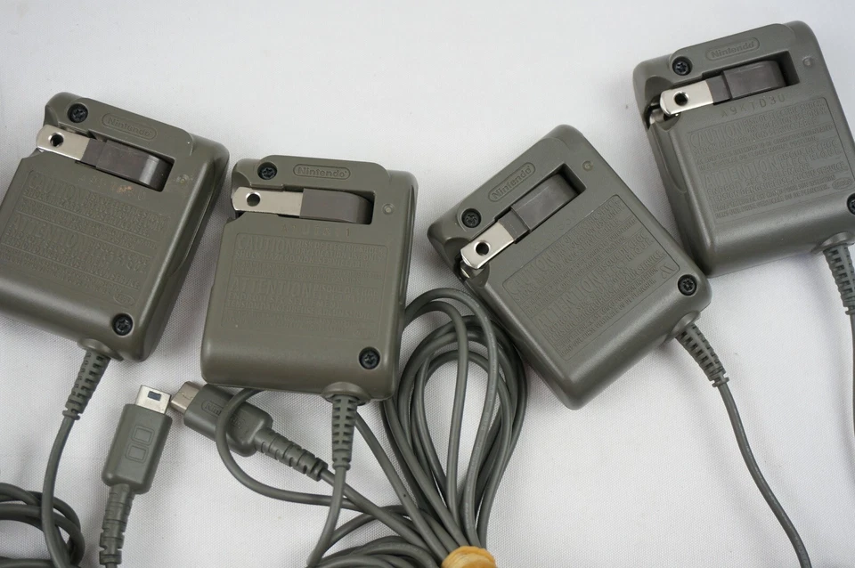 Lot of 26 Nintendo DS Lite AC Adapter Wall Charger Cable Power Plug DSL #1023 - Image 4 of 4