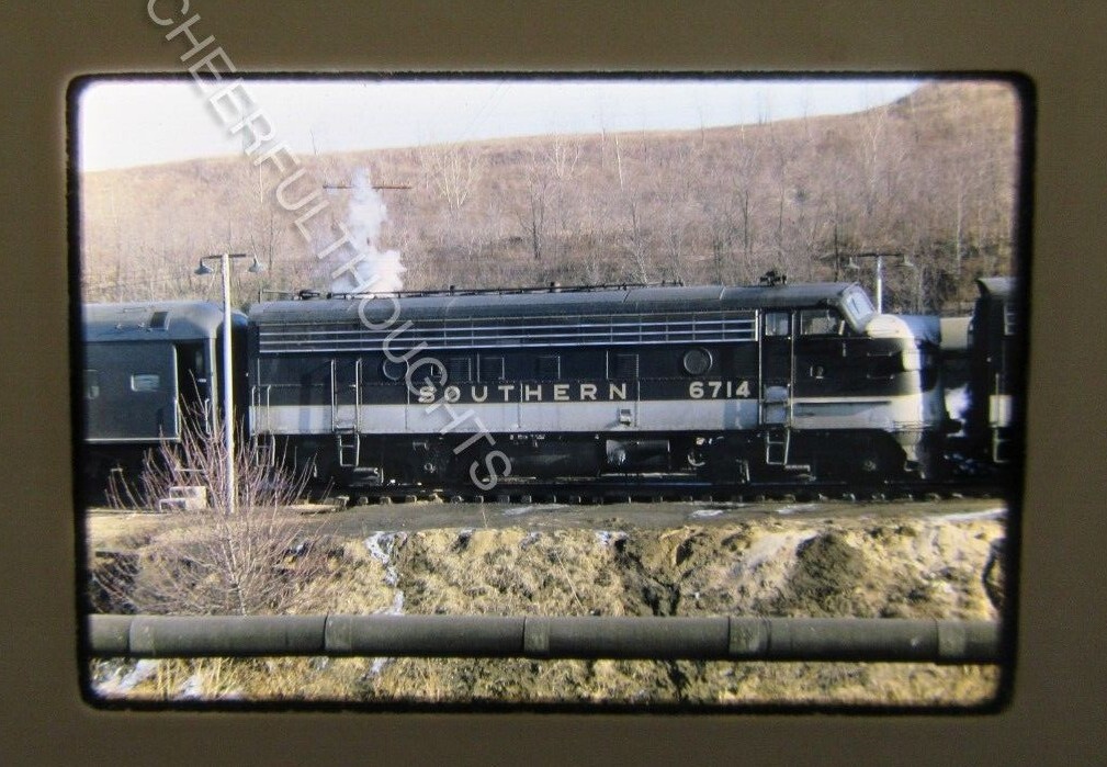 Souページ Zoro Select Sheet Metal Screw, #8 x 1 in, Plain 18-8