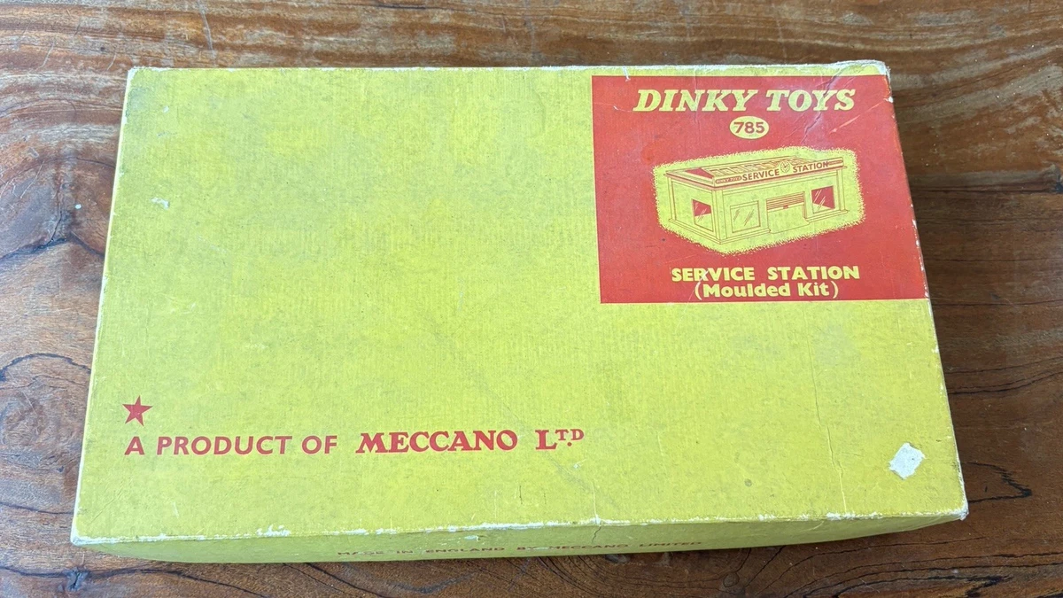 Dinky Vintage Manufacture Diecast Cars, Trucks & Vans with