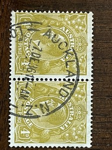 Australia 1929 4d Olive Kangaroo Scott 73 Joined Pair VF Auckland NZ Cancel