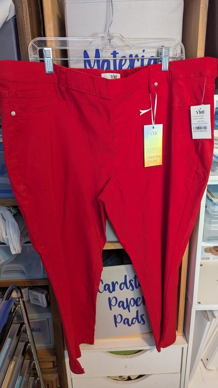YMI womens capri pants 3x Red