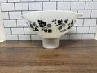 Pyrex 443 Black On White Gooseberry 2.5 Qt Cinderella Mixing Nesting Bowl