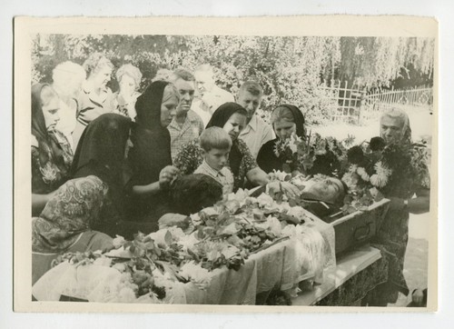 Foto de colección hombre post mortem funeral luto familiar - Imagen 2 de 3