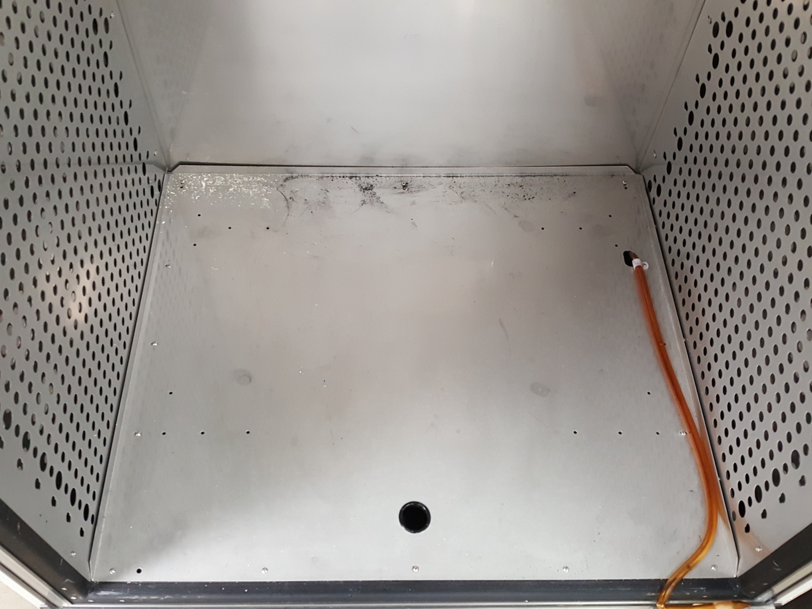 Thermo Scientific Forma ReachIn CO2 Laboratory Incubator Model 3951