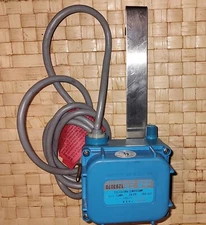 Little Giant 523003 P-AAA Small Submersible Recirculating Water Pump No box