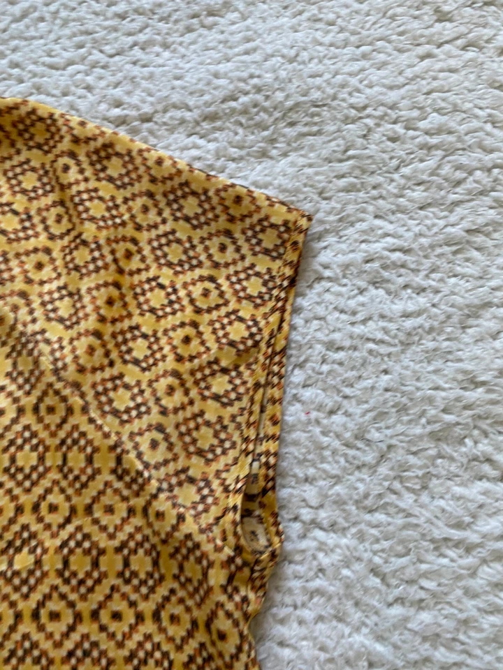 Blusa Liz Claiborne Mujer Sin Mangas Cuello en V Ligera Amarilla Talla S Foto 4 de 4