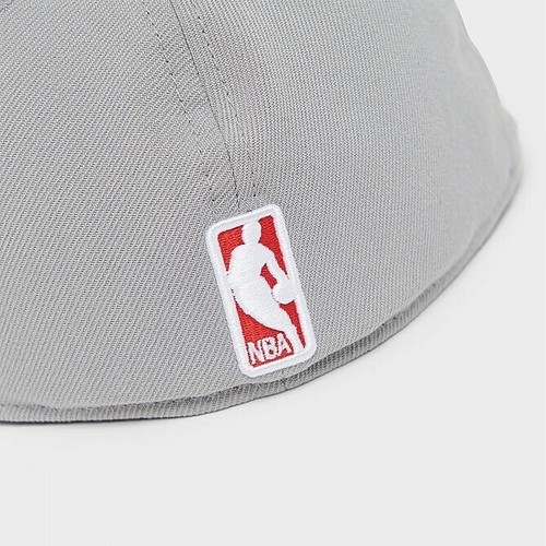 New Era Chicago Bulls 59Fifty NBA Classic Logo 1966 Two-Tone Men’s Fitted 7 1/2 - Picture 9 of 16
