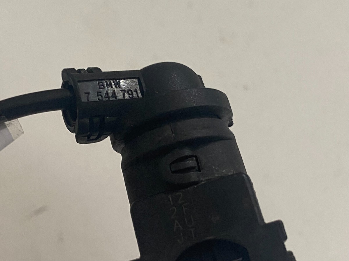 シルビア s15 純正触媒 遮熱版付き シルビア S15 純正触媒 遮熱板付き