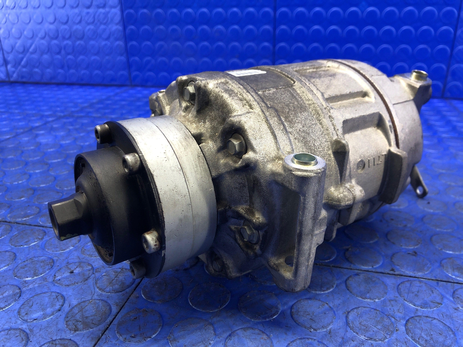 LAMBORGHINI GALLARDO OEM AC AIR CONDITIONING COMPRESSOR 400260805