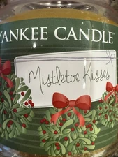 RARE MISTLETOE KISSES Yankee Candle!  Only 1 On eBay!