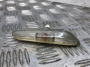 BMW 5 Touring E61 Kotflügelblinker vorne links 8382104 3.00 Diesel 22992169