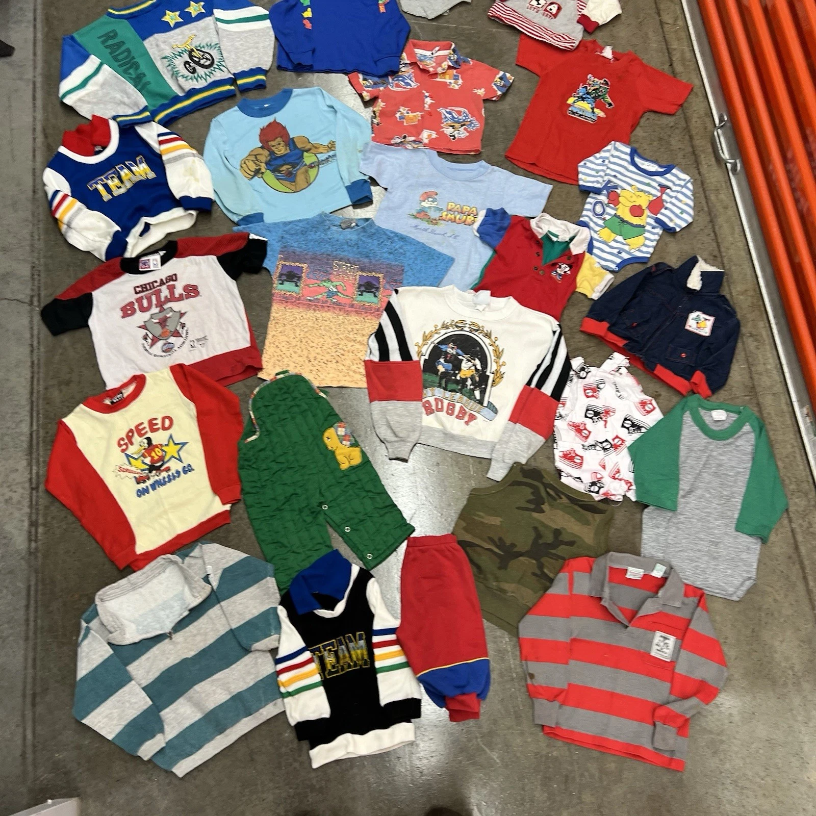 Lot of 70s-90s Baby clothes 0-12 Months Mickey Mouse Disney Thundercats
Opens in a new window or tab