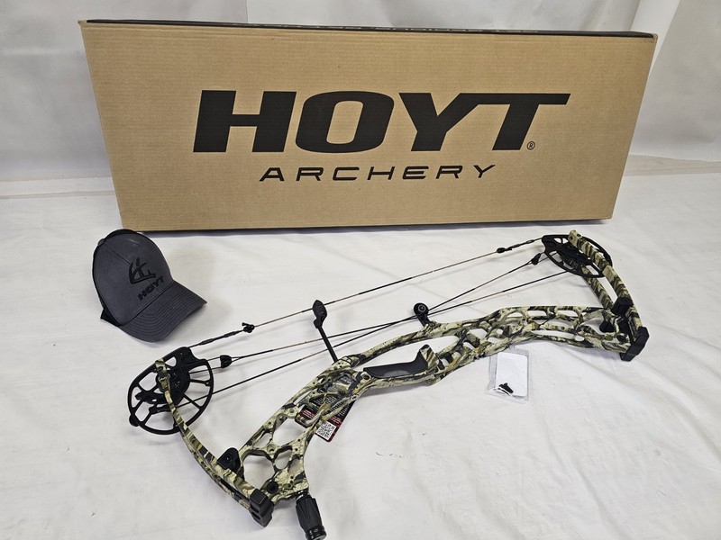 Hoyt AX-2 32 LEFT HANDED 70 - 80lbs/26" - 31"/Raptor Finish