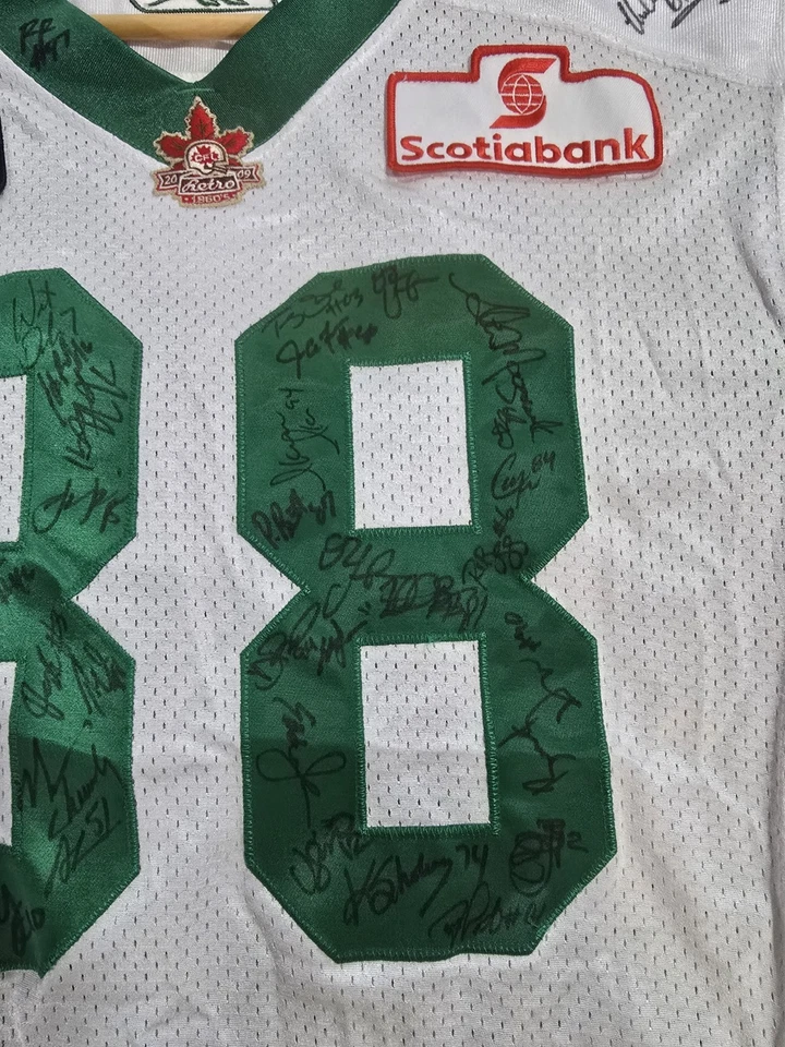 Camiseta autografiada por la CFL de Saskatchewan Foto 4 de 4