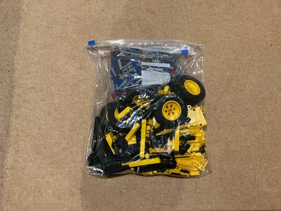 LEGO 8264 TECHNIC Hauler Model Retired Set Model INSTRUCTIONS ONLY #2, photo 2 of 2
