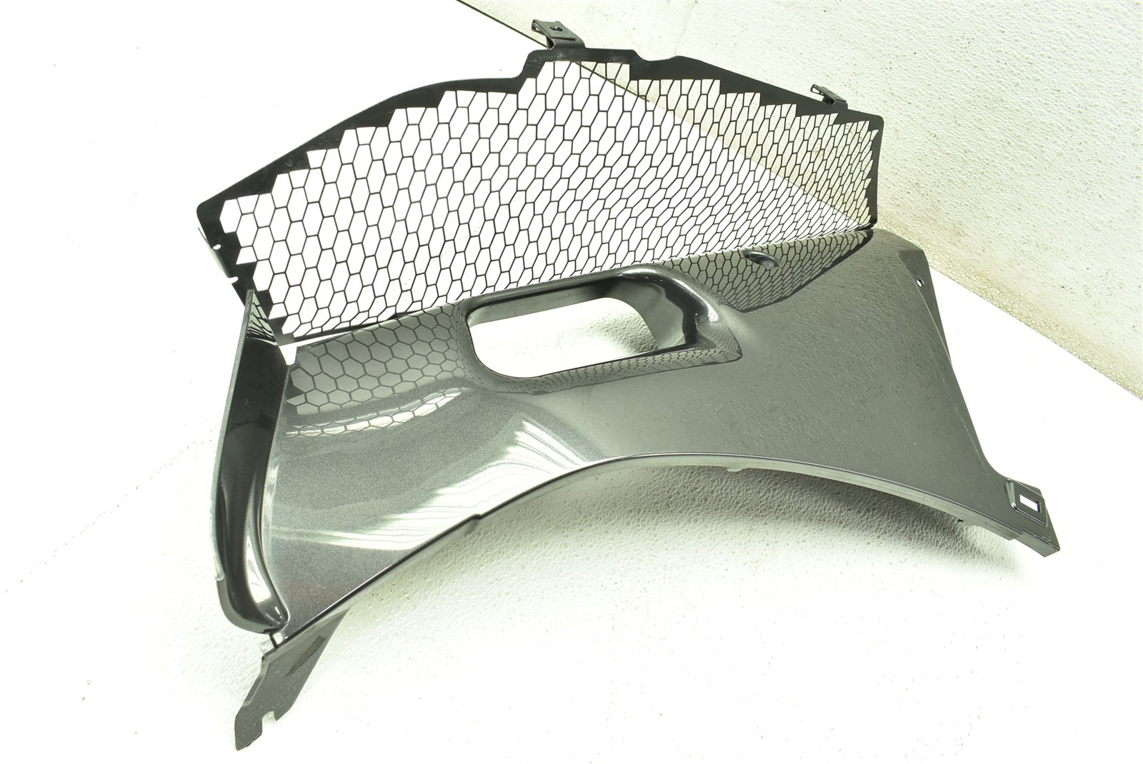 Mclaren 570s Left Driver Air Duct Quarter Panel Grille Trim 13A6805CP 