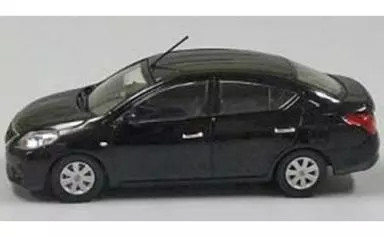 Minicar 1/43 Nissan Latio Pure Black Jcp77003Bk - Picture 1 of 1