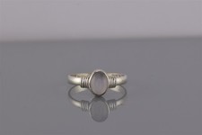 Sterling Silver Oval Gray Quartz Ribbed Collared Band Ring 925 Sz: 8