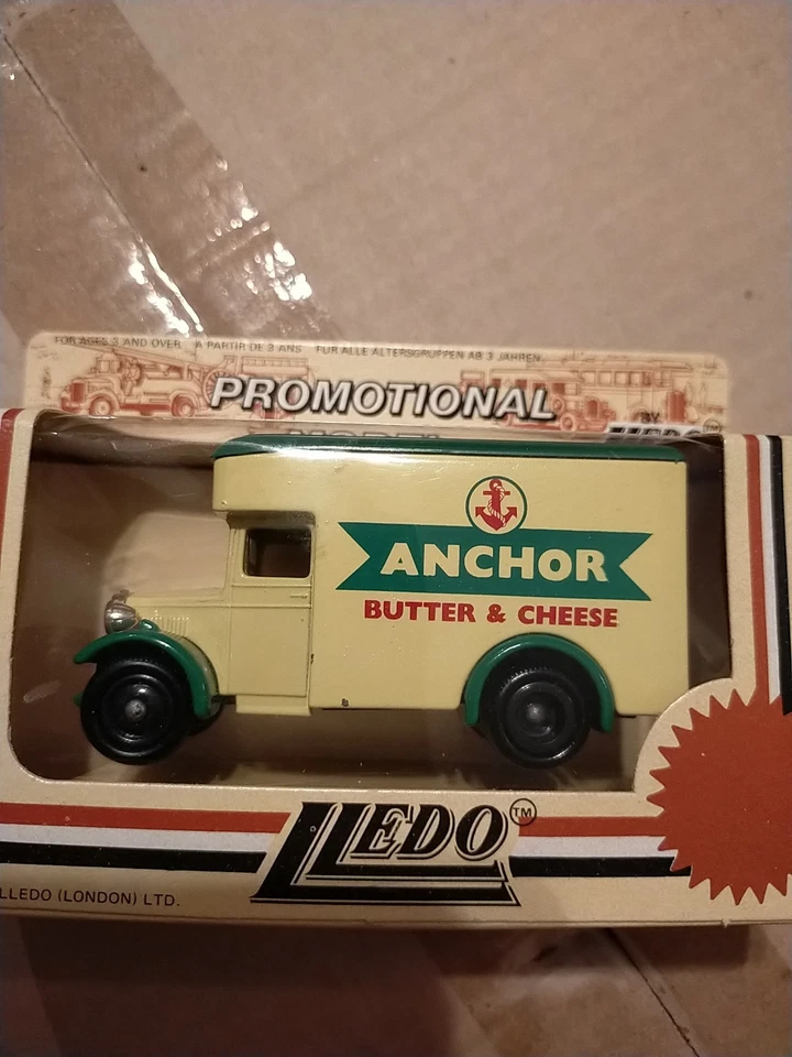 Lledo Dennis Van Anchor Butter and Cheese Promotional Days Gone Boxed - Image 2 of 3