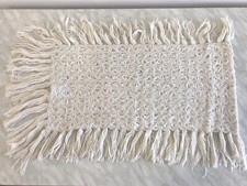 Scialle in lana bianca e Lame’, elegante stola da sera, usata solo una volta