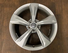 1x Audi Q5 SQ5 FY Alufelge 7J x 19 Zoll ET34 80A601025K 5x112 F2883