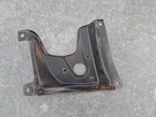 BMW Neue Klasse 1500-2000 tii tilux Halter für Scheibenwischermotor 61618644170