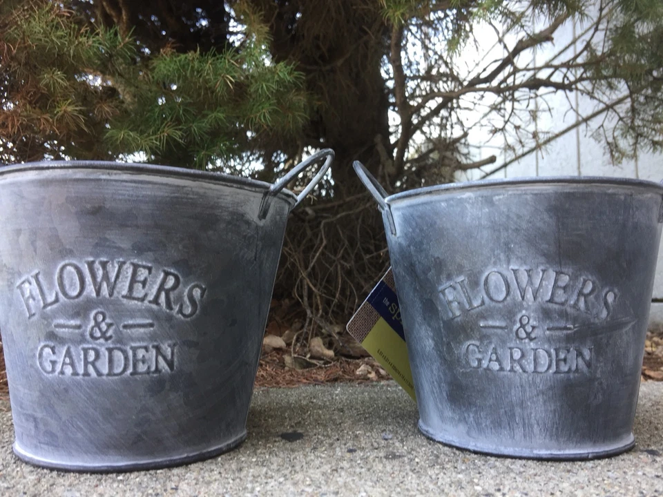 Metal Bucket SET OF 2. Flowers & Garden Add a rustic, elegant touch to your home - Image 4 of 4