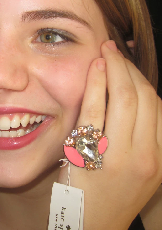 ANILLO DE CÓCTEL KATE SPADE NEW YORK "FRORAL ESCARCHADO" ENORME DECLARACIÓN TALLA 7 Foto 2 de 4