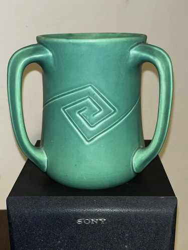 Mint 1902 Rookwood Z Line 3 Handled TYG. Great Glaze; Arts And Crafts Style.