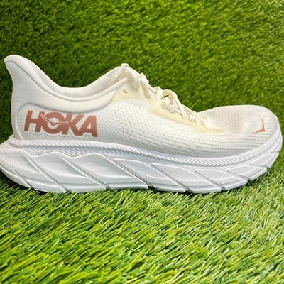 Hoka One One Arahi 7 Womens Size 9.5 White Gold Athletic Running Shoes Sneakers