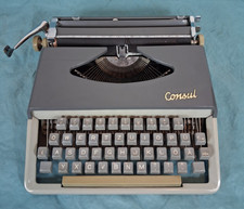 1967 Vintage Consul 232 Manual Typewriter - Remington licensed thumbnail