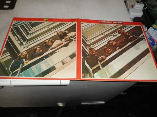THE BEATLES 1962-66-ORIGINAL UK ISSUE 2 LP SET  APPLE RECORDS - 1973 PCSP 717