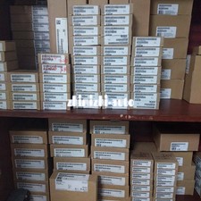 ONE Siemens 6ES7 212-1BE31-0XB0 CPU MODULE NEW 6ES7212-1BE31-0XB0