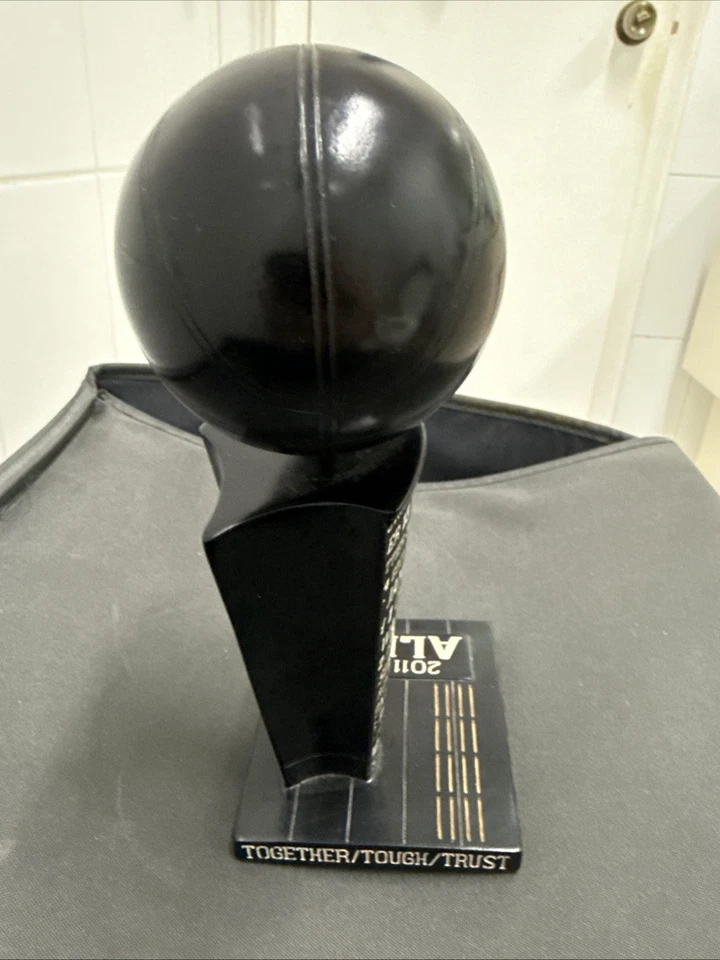 Porta-bilhetes Miami Heat 2011-12 2012 NBA Championship ALL IN Trophy Season 8,5" - Imagem 3 de 4