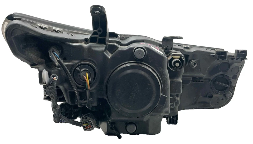 2016 Scion iM OEM Left Hand Drivers Side Halogen Headlight Assembly - Image 3 of 4