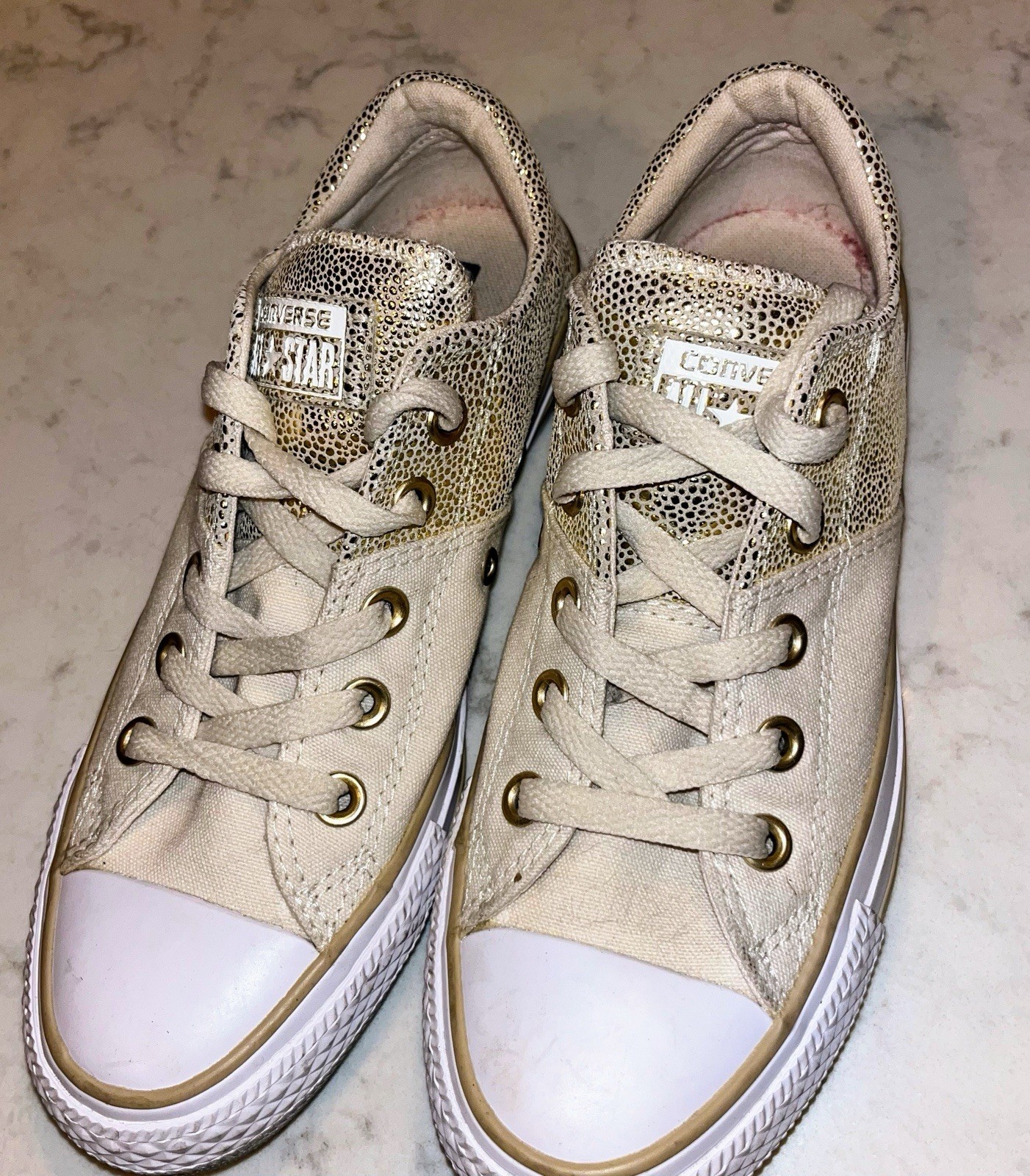 Converse Women's Low Chuck Taylor All-Star Metallic Gold Size 6 55342C thumbnail 5
