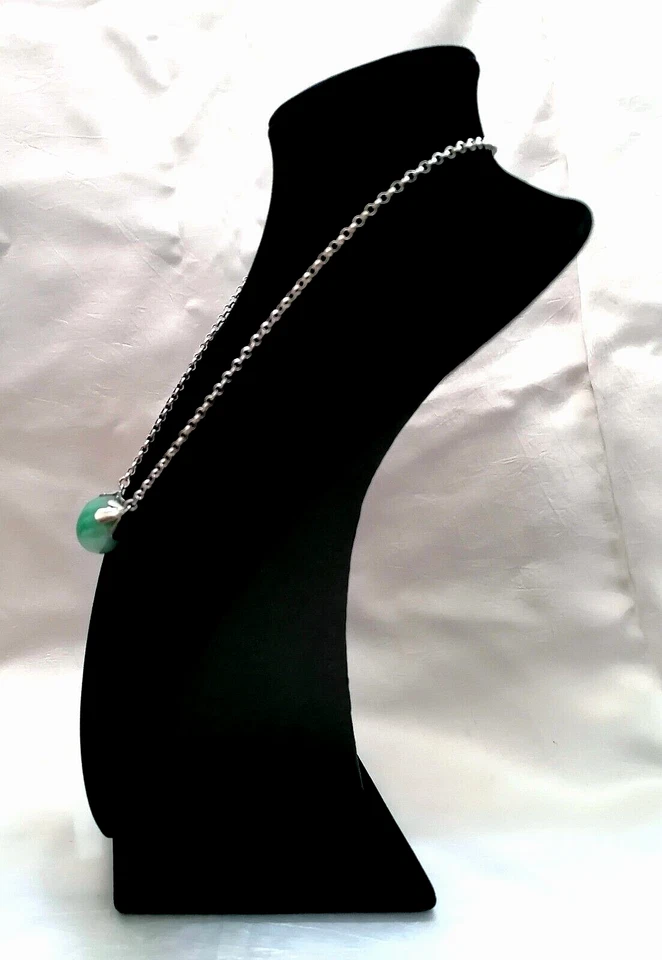 RAFFINATO GIROCOLLO A CATENINA IN ARGENTO CON EPICENTRO IN AGATA VERDE NATURALE. - Immagine 4 di 4