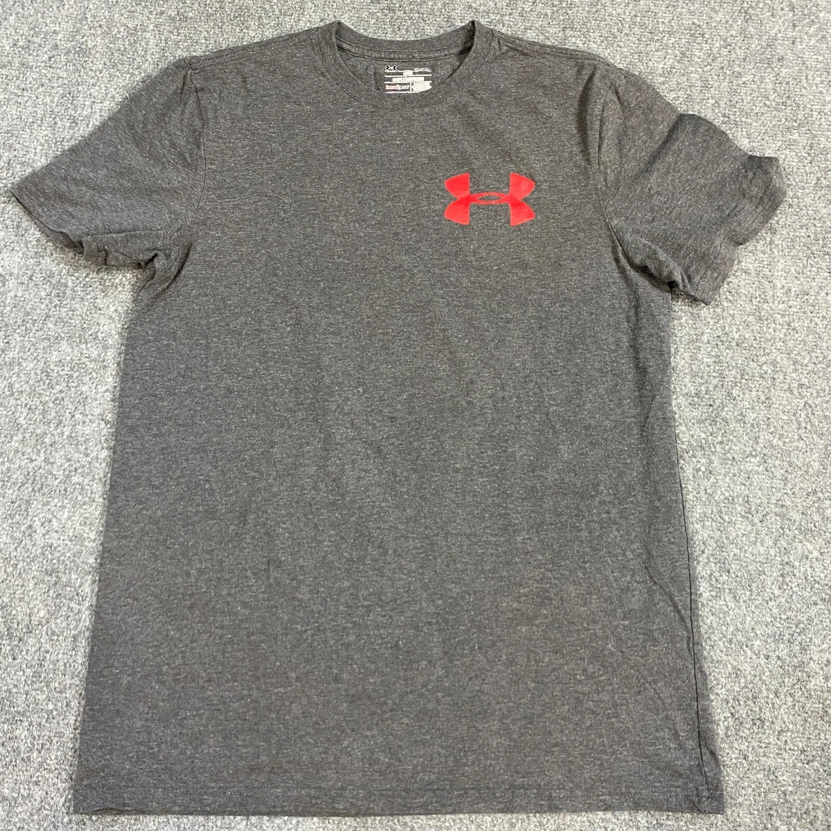 Keep hammering under store armour shirt