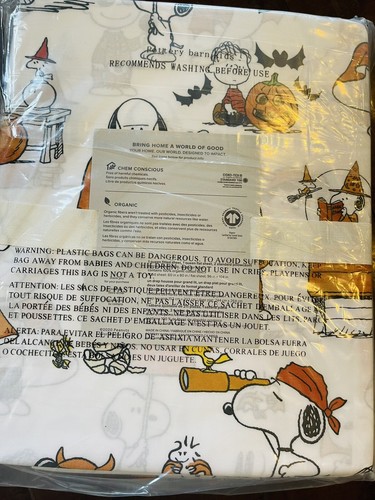 POTTERY BARN KIDS Peanuts Snoopy Halloween Sheet Set Queen New Bedding - Picture 4 of 4
