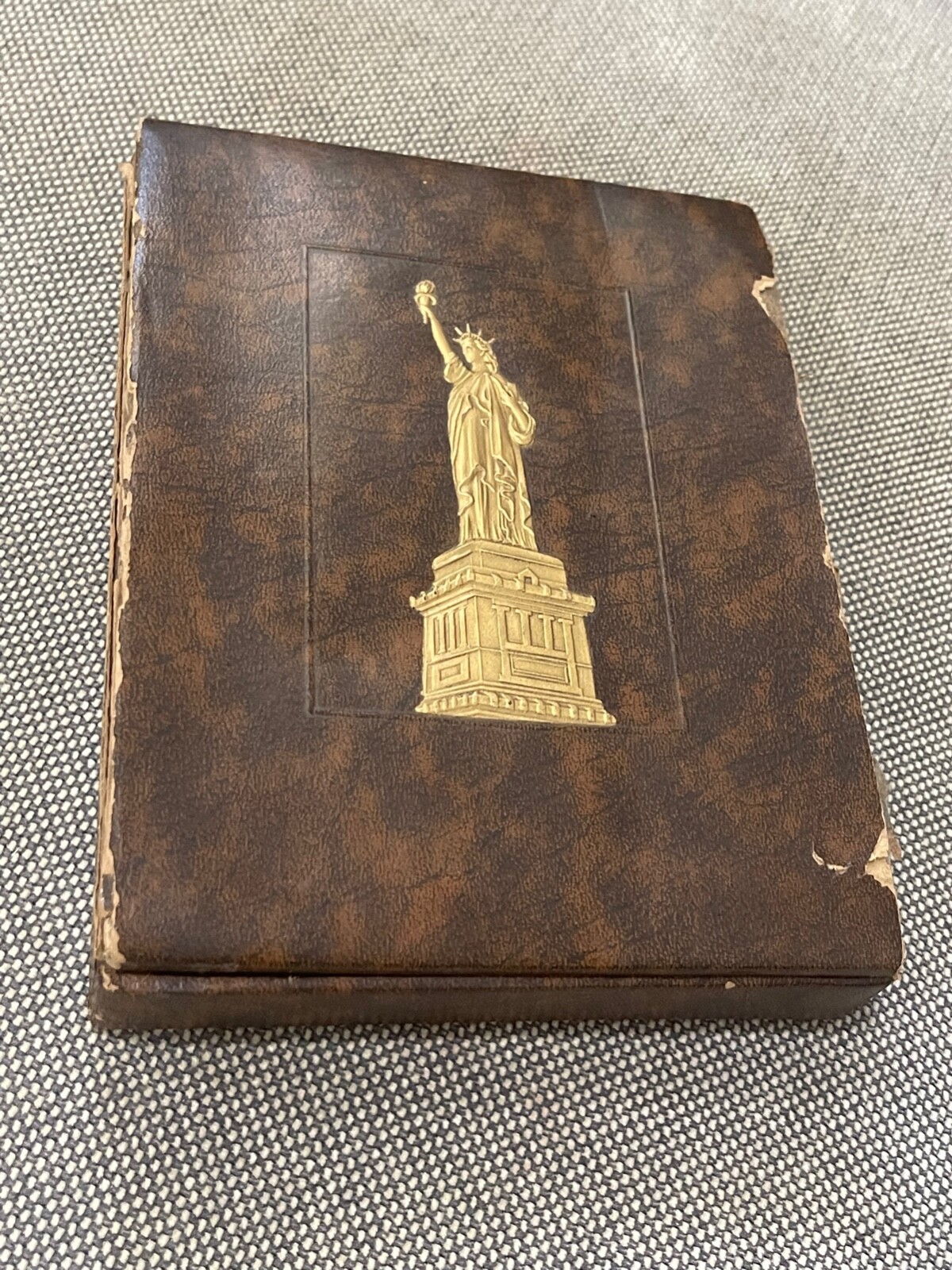vintage-bronze-coin-collection-of-the-first-presidents-of-the-usa-w-box