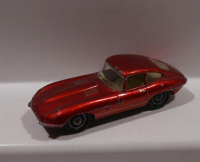 Matchbox Lesney Regular Wheels No 32 ''E'' Typ Jaguar  Made in  England