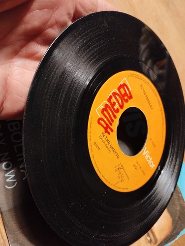 45 giri In the ghetto / Bambolina (Any day now) Elvis Presley 1969 RCA N 1572 - Foto 5 di 12