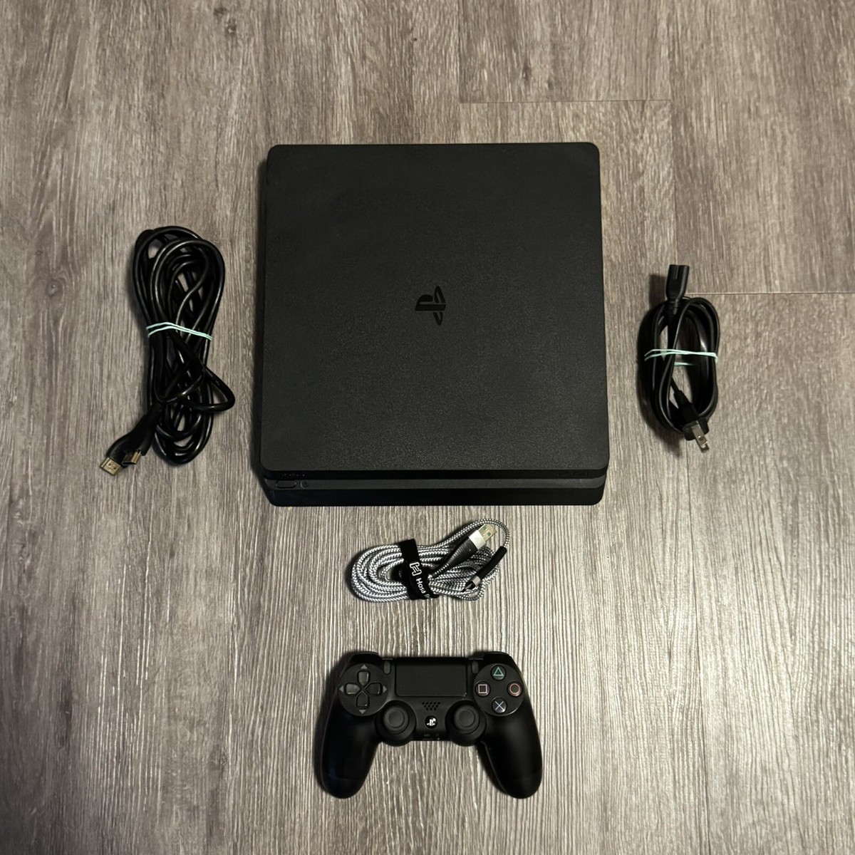 Sony Playstation 4 PS4 Slim CUH-2215B 1TB Game Console w