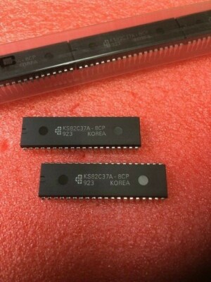 SAMSUNG KS82C37A-8CP CP82C37A DIP40 DMA Controller NEW  X5 CHIPS PER SALE