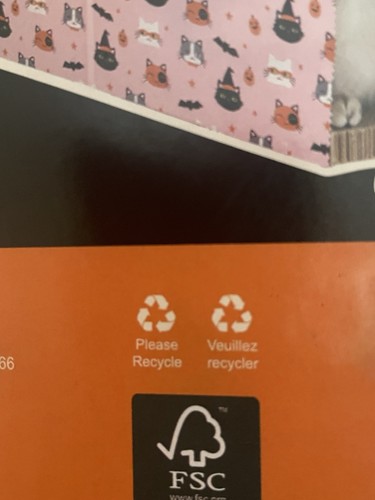 Tabla rascadora para actividades para gatos con escondite dos bolsas de papel y hierba gatera - Imagen 10 de 11