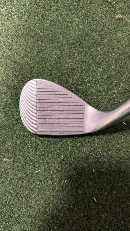 Cleveland RTX 6 Zipcore Tour Satin Wedge 52°-10 Mid Dynamic - Image 3 of 4