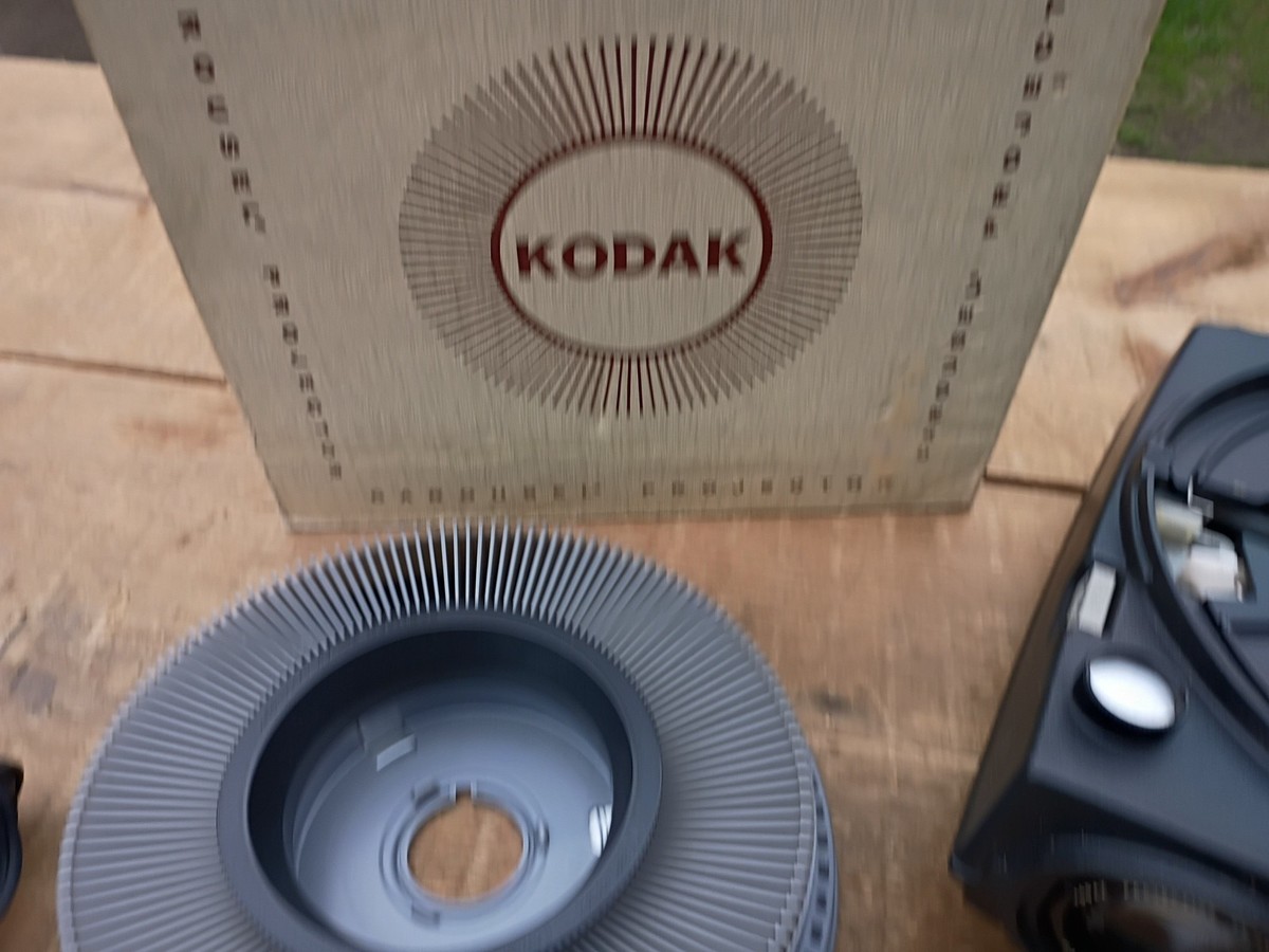 Carousel 600 Projector/Kodak/ビンテージ/レトロ Vintage Kodak Carousel 600-K Projector With Original Paperwork And