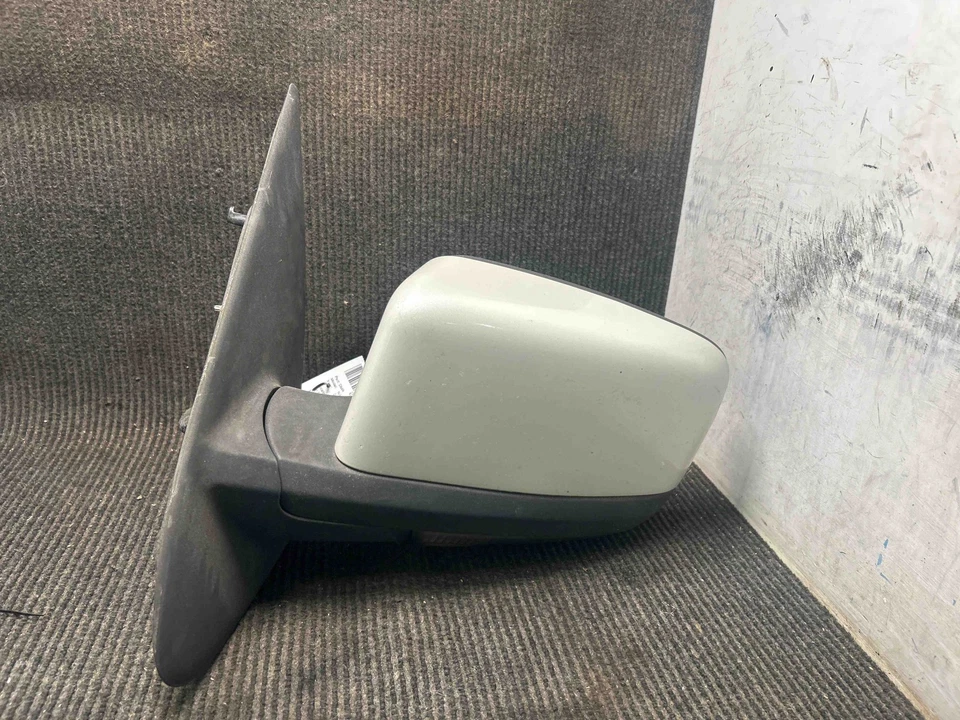 Fits 2005-2006 Lincoln Navigator Gray Left Door Mirror Assembly OEM:6L7Z17683AA - Image 3 of 4