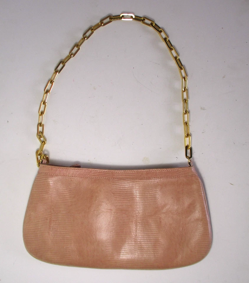 Cartera de Colección Y2K Saks Fifth Avenue Cartera de Cuero Rosa Polvoriento en Relieve Cadena Dorada Foto 4 de 4