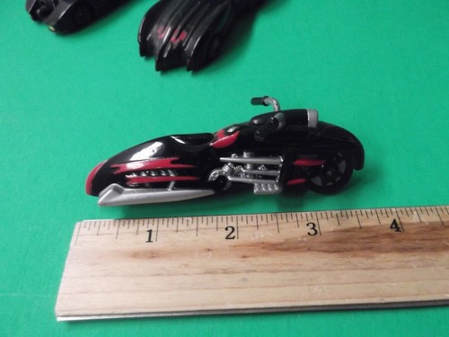 LOT OF 4 "BATMAN" VEHICLE'S 3 USED ONE NEW027084250350 - Picture 5 of 7